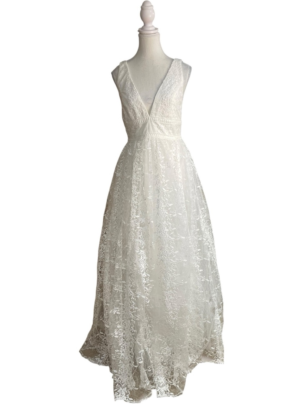 Lulus Sweetest Beloved Mesh Embroidered V-Neck Maxi Dress White